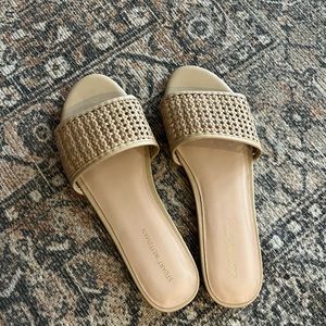 NWT Stuart weitzman Charleston slides